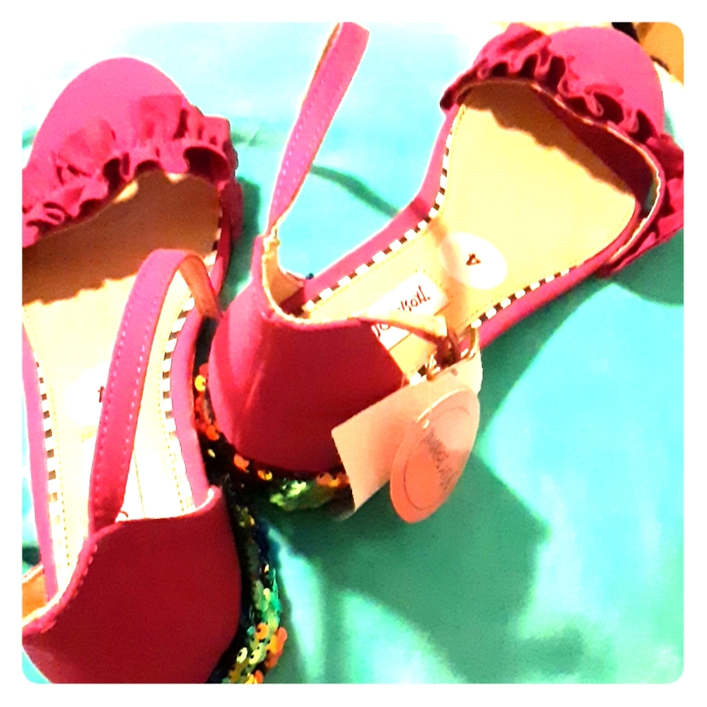 Shoe